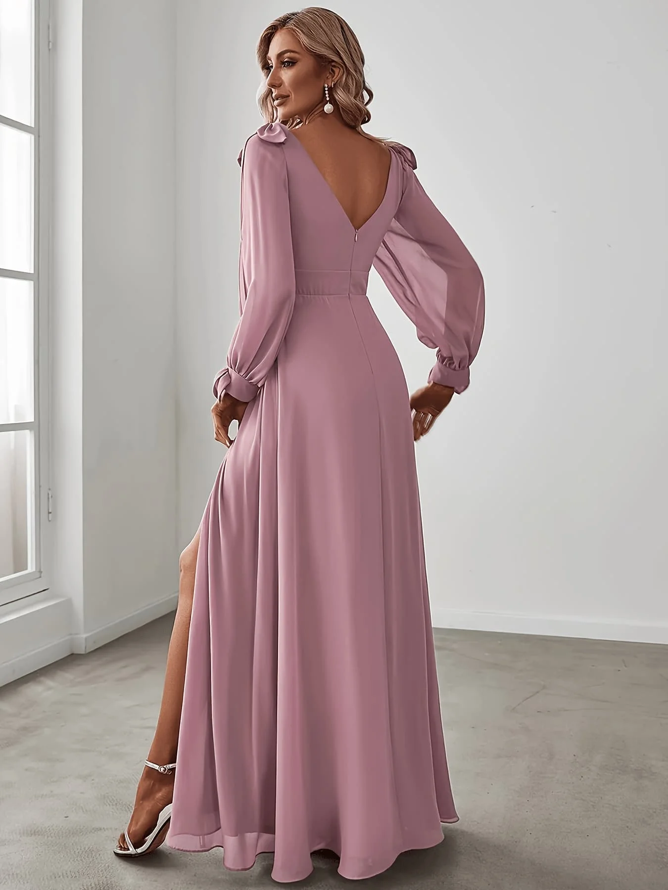 V-Ausschnitt Abendkleid mit Schleife und Schlitz, Langarm, Hochgeschnittenes Brautjungfernkleid mit Hohem Schlitz für Damen – Detail 7