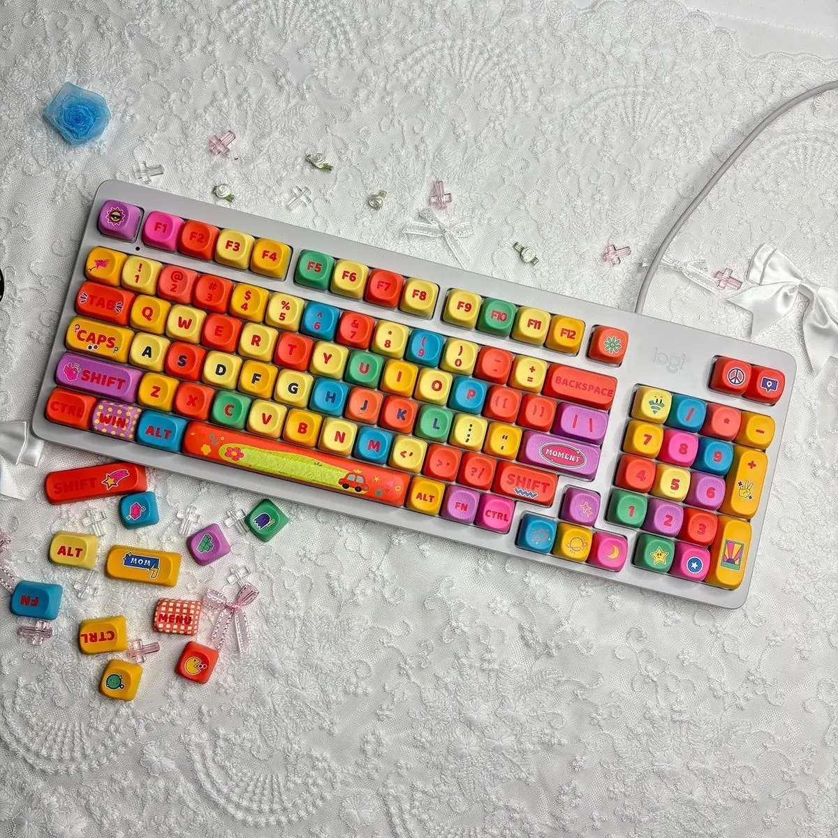 

Dopamine color scheme MOA Rounded Mechanical Keyboard Keycaps for Logitech K848/845/855/865/98M