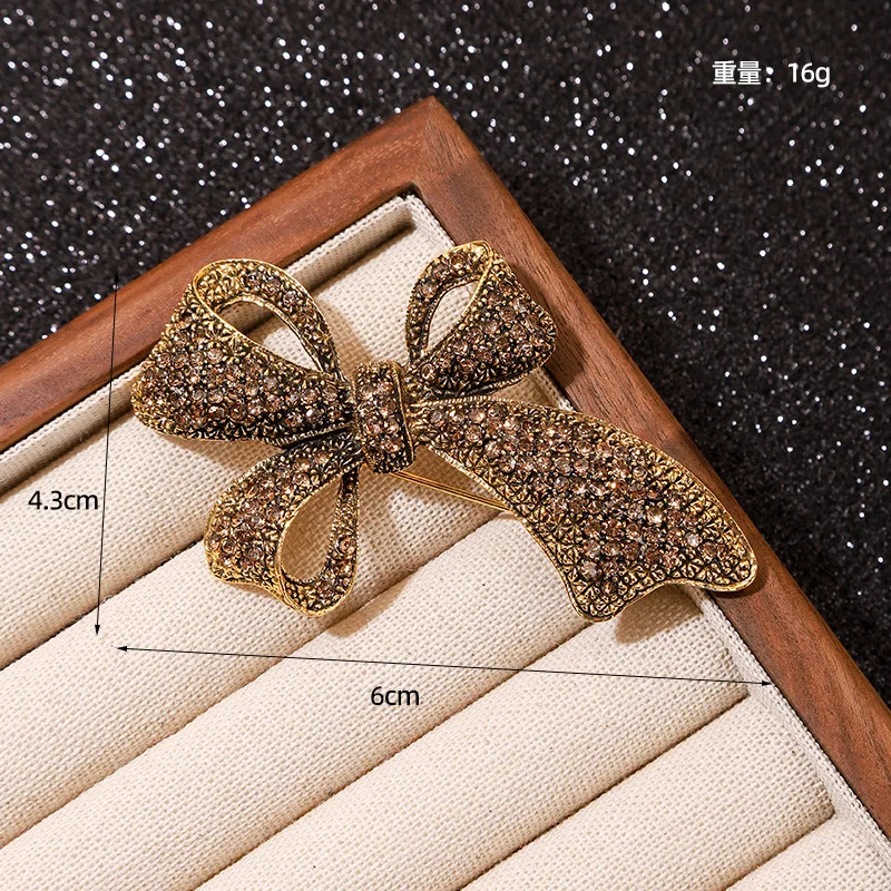 Cross border new retro diamond studded bow brooch, luxurious and versatile clothing, personalized and elegant accessories