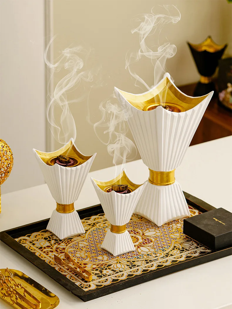 Modern Square Corner Holy Grail Incense Burner Light Luxury Aromatherapy Burner Home Living Room Desktop Decoration Ornament
