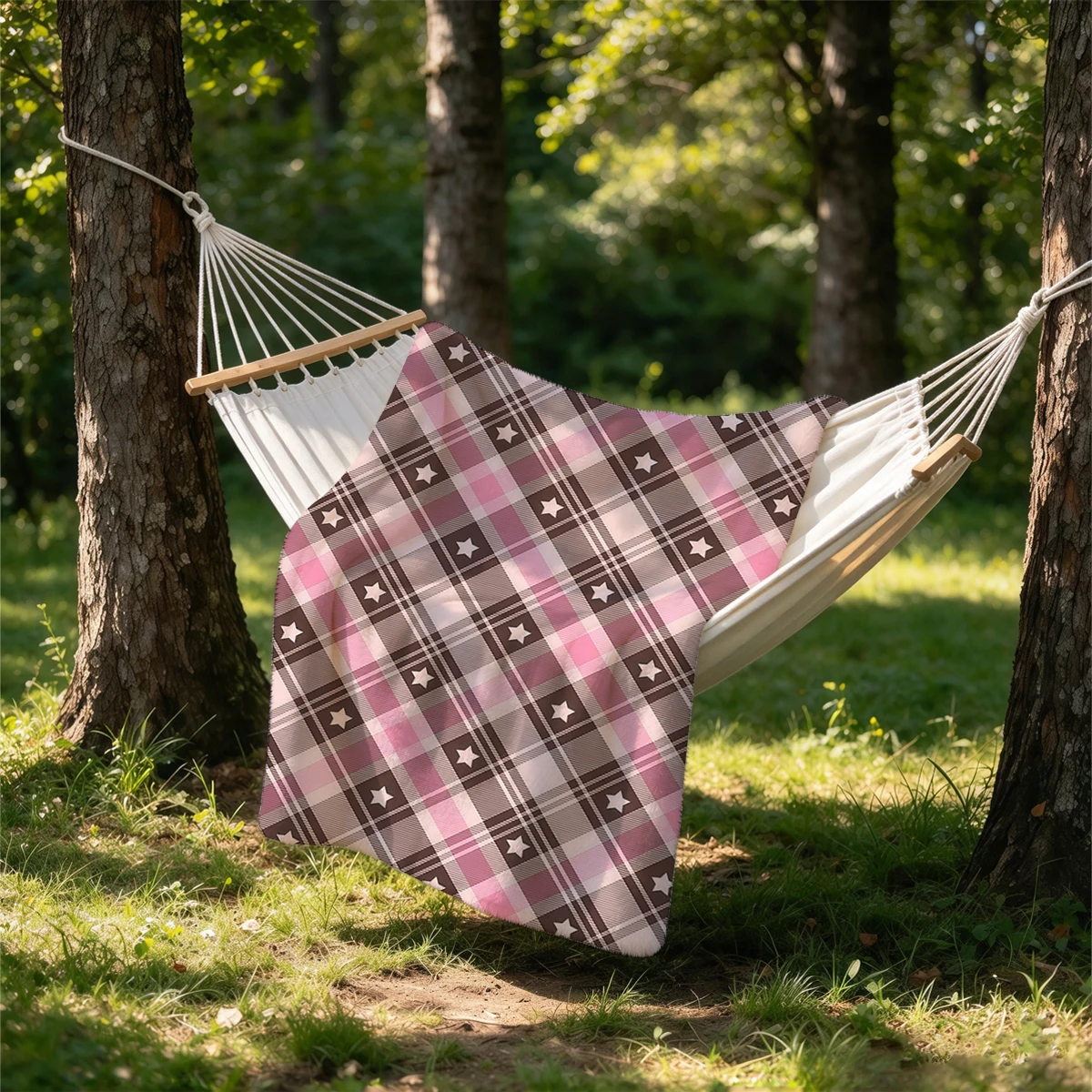 Brown Pink Argyle Stars Flannel Blanket Warm Soft Halloween Christmas Couch Warm Cozy Decorative Decor Gift for All Season