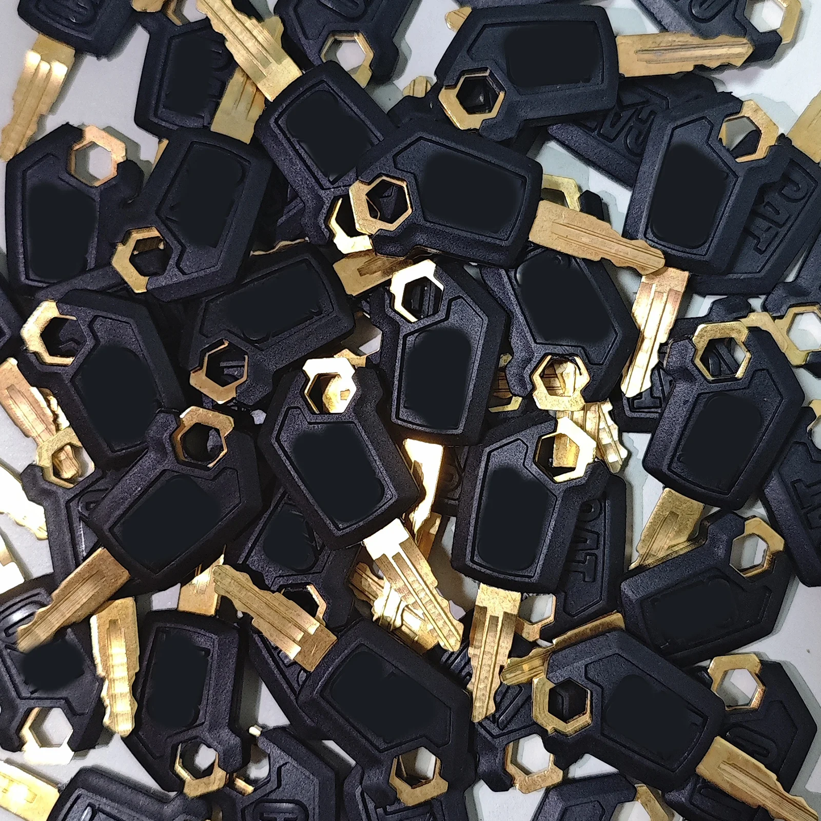 เหมาะสำหรับรถขุด 5P8500 CAT307 CAT320 รถขุดแคตเตอร์พิลลาร์ กุญแจประตูเครื่องยนต์ อุปกรณ์เสริมรถขุด สวิตช์วัสดุทองแดง