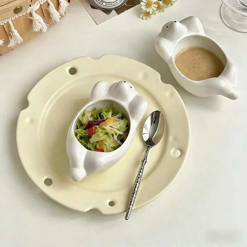 Nordic Cute Polar Bear Ceramic Three-dimensional Relief Fruit Salad Bowl Living Room Dining Table Fruit Jewelry Storage Crafts