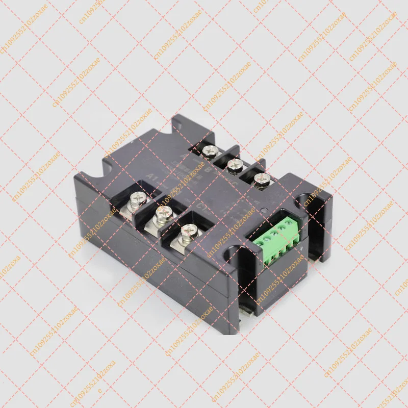 Three-phase phase-shifting thyristor solid-state voltage regulator module for voltage and temperature regulation