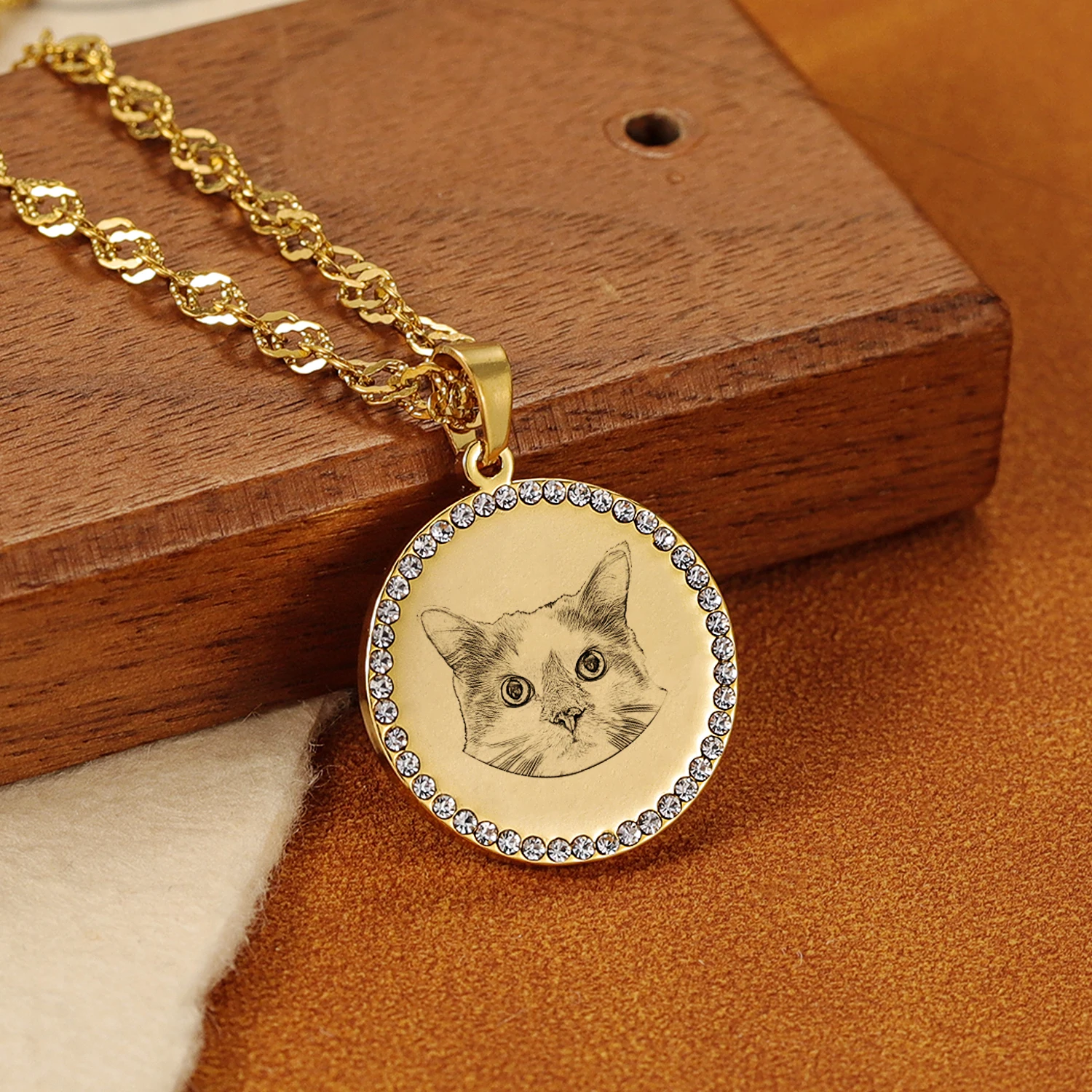 

Personalized Engraved Pet Photo Diamond Necklace Stainless Steel Custom Text Pendant Memorial Pet Jewelry Gift for Pet Lovers