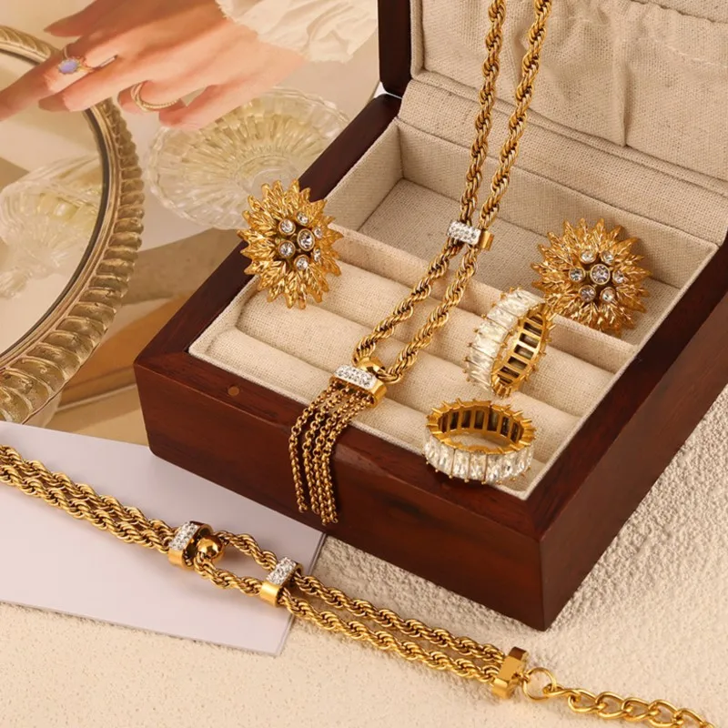 Tassel Pendant Fried Dough Twist Chain Necklace Bracelet For Women Stainless Steel Gold Plated Women\'s Bracelets Necklaces Set