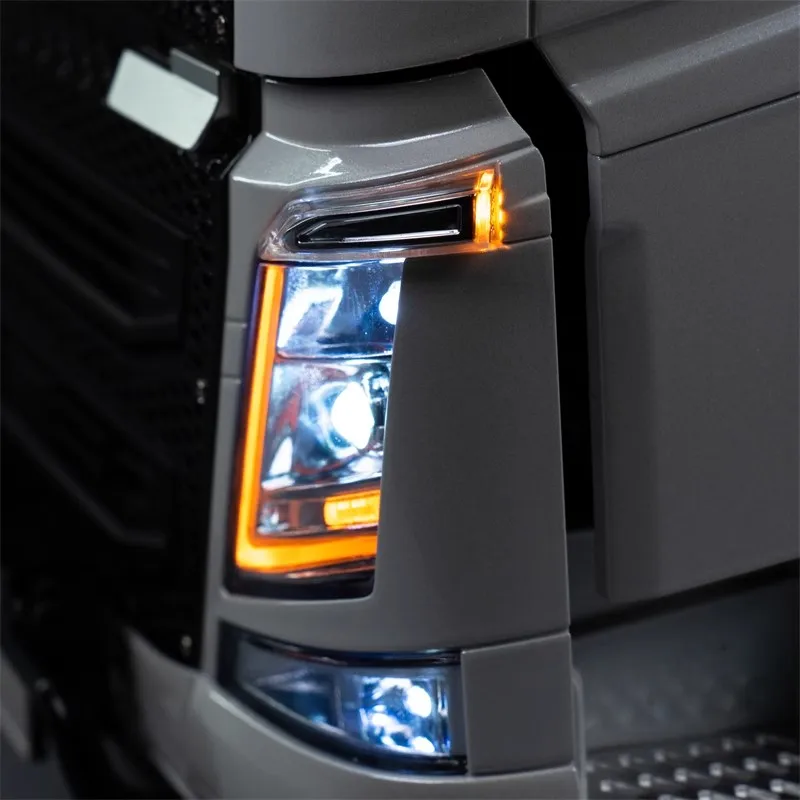 الذقن الجانب بدوره إشارة Cbd-k56 عملية تصفيح البلاستيك 3 فولت لشاحنة مقطورة تاميا نموذج 1/14 فولفو Fh16 750 أجزاء محاكاة Led #3