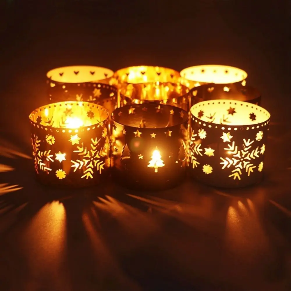 Handicraft Perforated Iron Candlestick Romantic Simple Christmas Candle Holder Exquisite Hollow Candle Stand Shop Windows