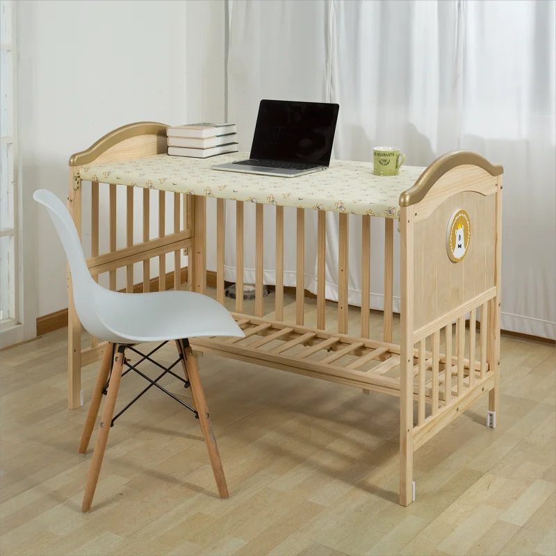 سرير خشبي من الخشب الصلب وسرير مهد سرير لحديثي الولادة ووكر سرير خياطة 0-8 سنوات مع ناموسية