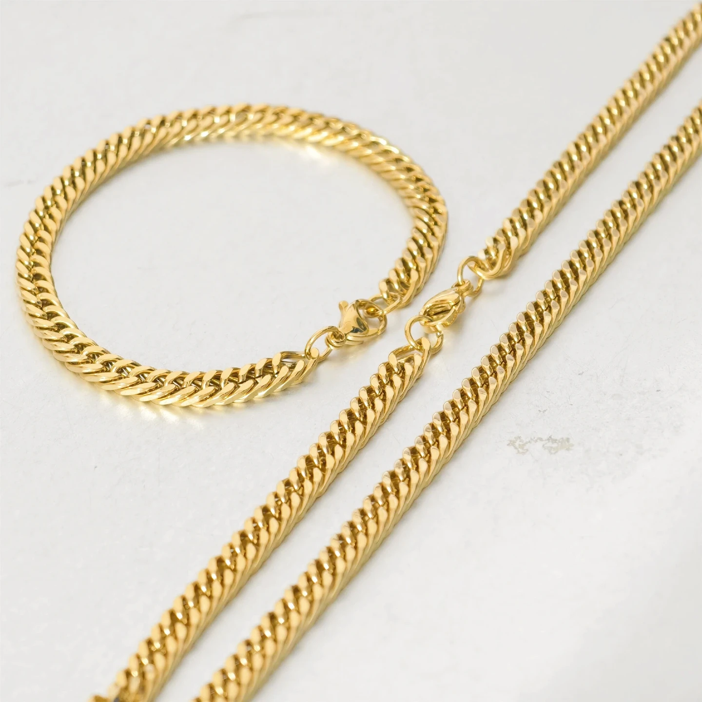 Gold Farbe Edelstahl 6,5mm Curb Cuban Link Kette Armbänder Halskette Für Frauen Männer Fashion Party Hochzeit Schmuck Sets geschenk