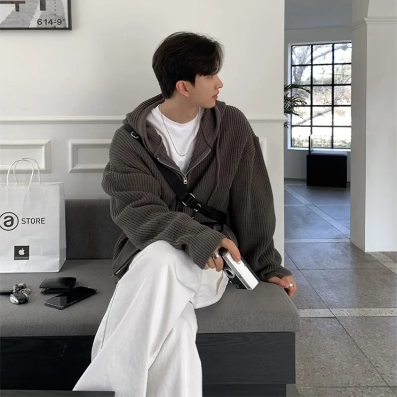 Gray [featured image style high quality]