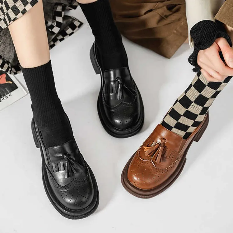 Kobiety Brogue Oxford Style buty dla kobiet przyczynowe platformy kobiety Punk buty grube dno buty motocyklowe Mujer buty motocyklowe