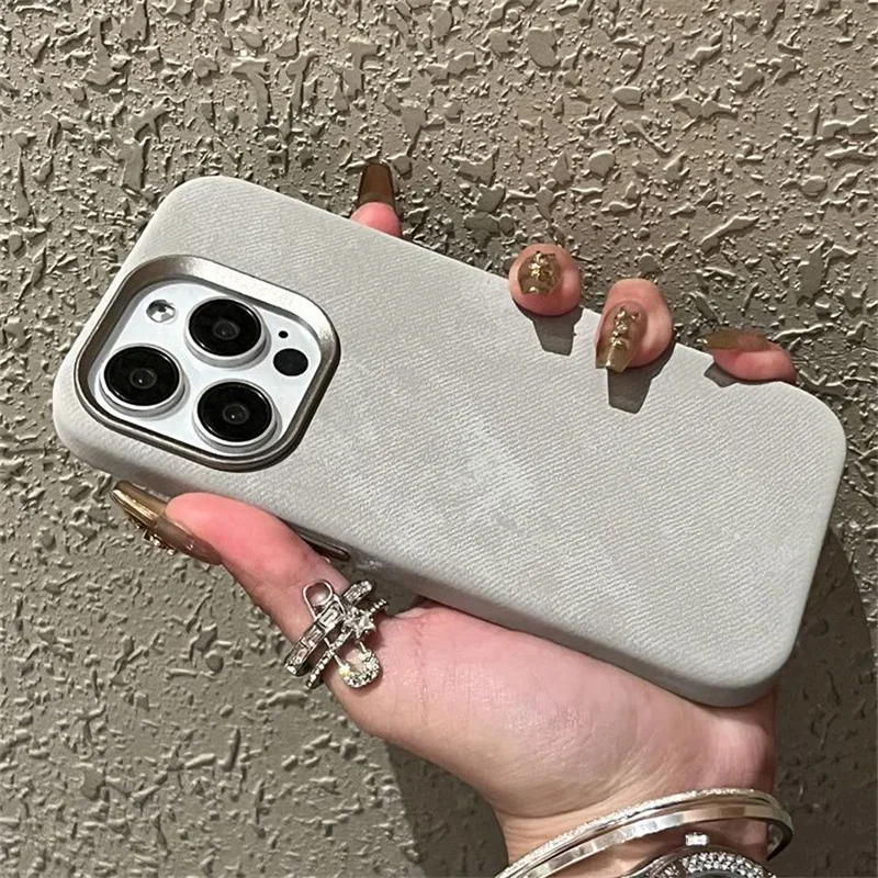Flannel For Magsafe Phone Case for iPhone 16 Pro Max 15 15Pro 17 Matte Wireless Charging Back Cover Microfiber Protective Shell