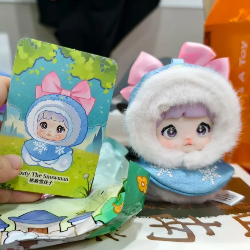 

Nommi Fairytale Town Series Blind Vinyl Mini Doll Bag Toy Keychain Pendant Toy Mstery Box Grey Wolf Fox Princess Surprise Gift
