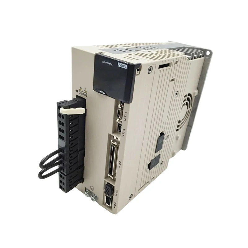 

Совершенно новый и оригинальный программируемый контроллер ПЛК серводвигателя SGDV-5R5A01A002000