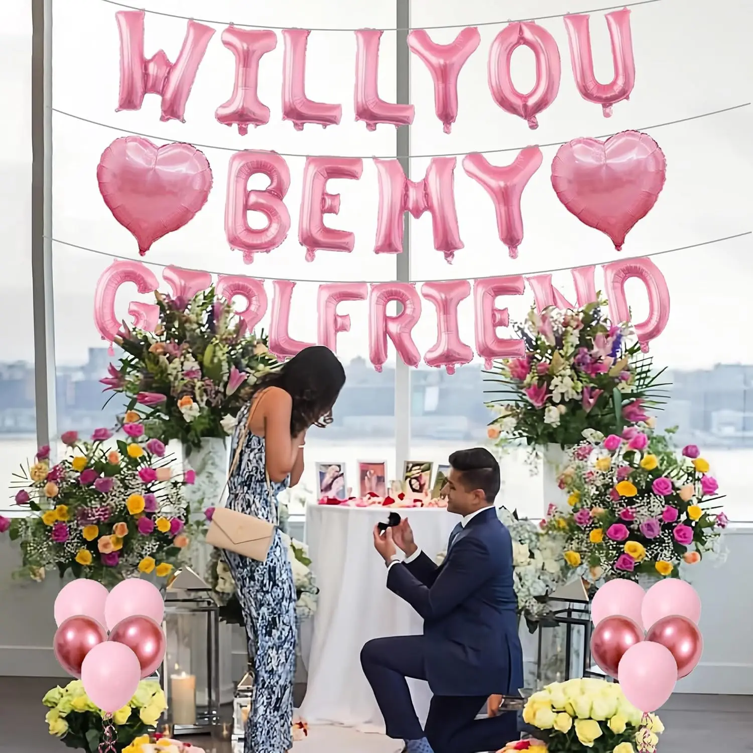 Rosa-Rote Folienballons mit Schriftzug 'Willst Du Meine Freundin Sein?' und Herzballon für Valentinstag-Dekorationen – Detail 2