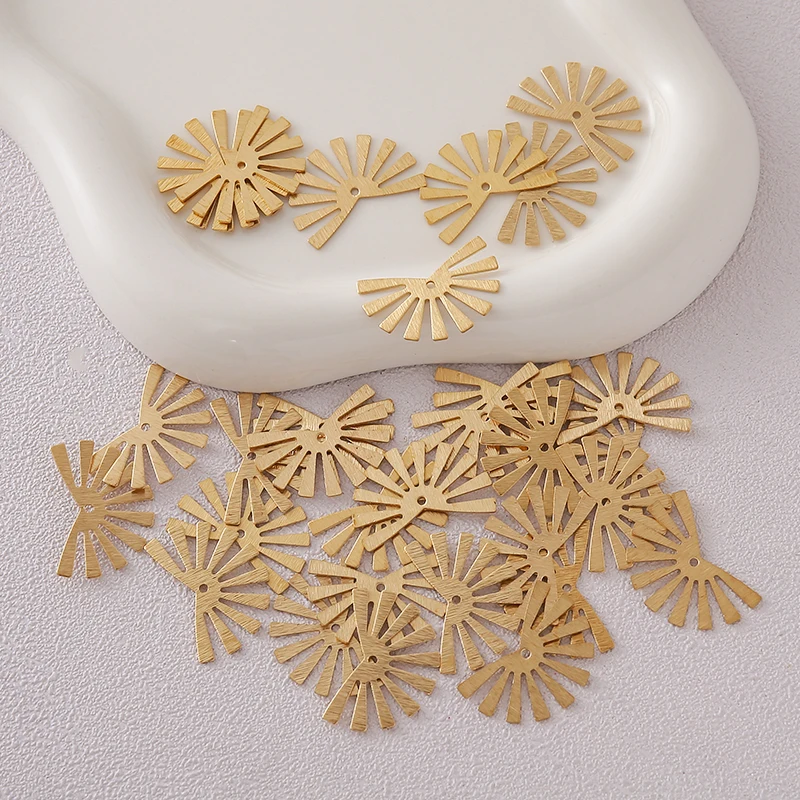

20PCS primary color brushed brass diy flower petal jewelry accessories suitable for handmade jewelry