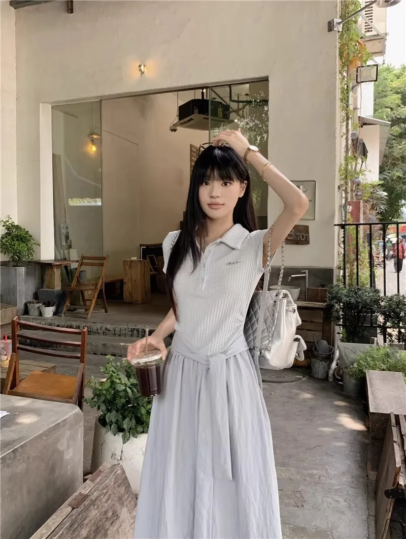 فساتين نسائية بأكمام قصيرة لعيد الميلاد صيفية مشروط برقبة دائرية مكشوفة الأكتاف محبو موسيقى الليل قصيرة جدًا حديثة فنية بسيطة