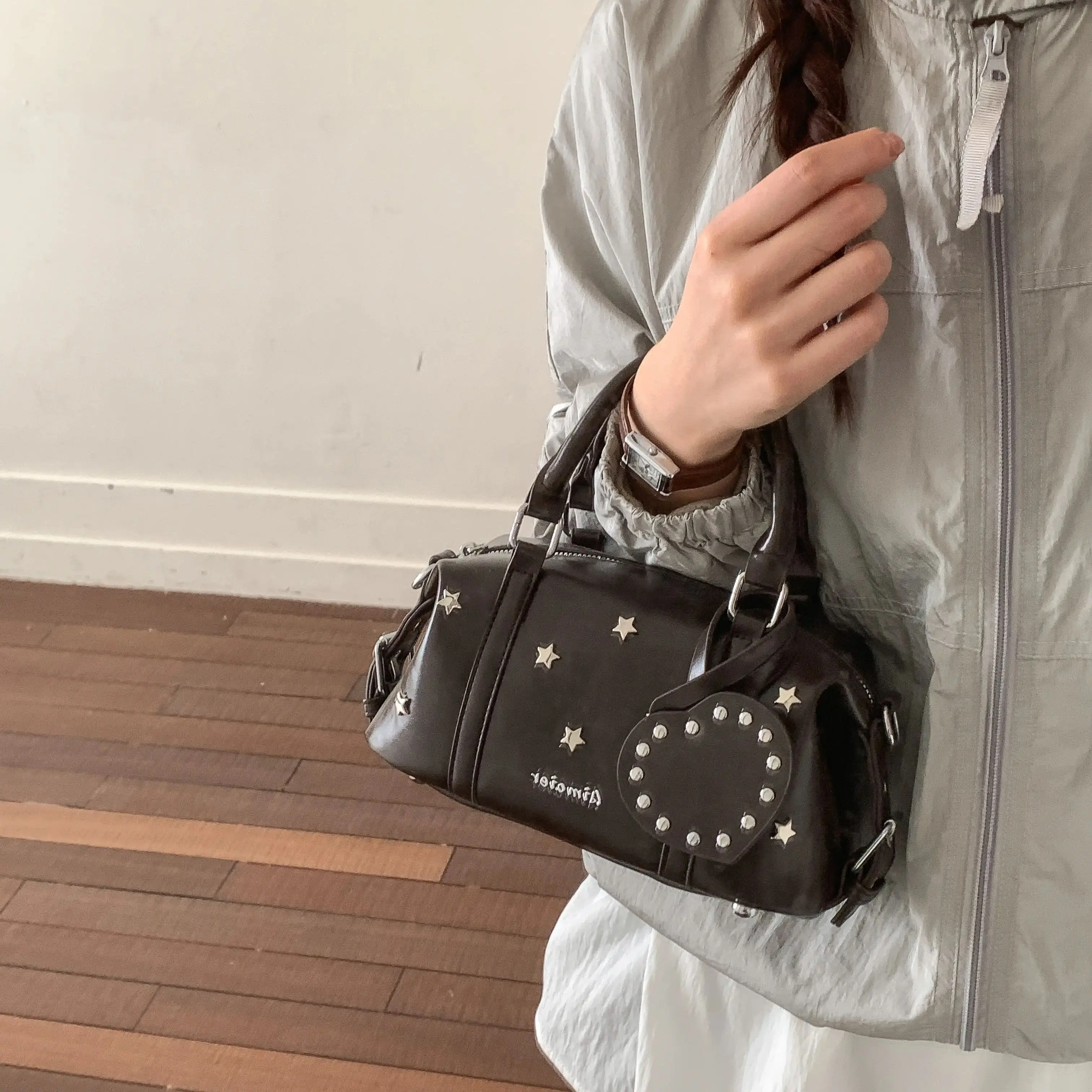 

Сумка из текстурированной искусственной кожи, однотонная, модная, универсальная, на плечо, новая корейская сумка-кроссбоди, женская маленькая квадратная сумка