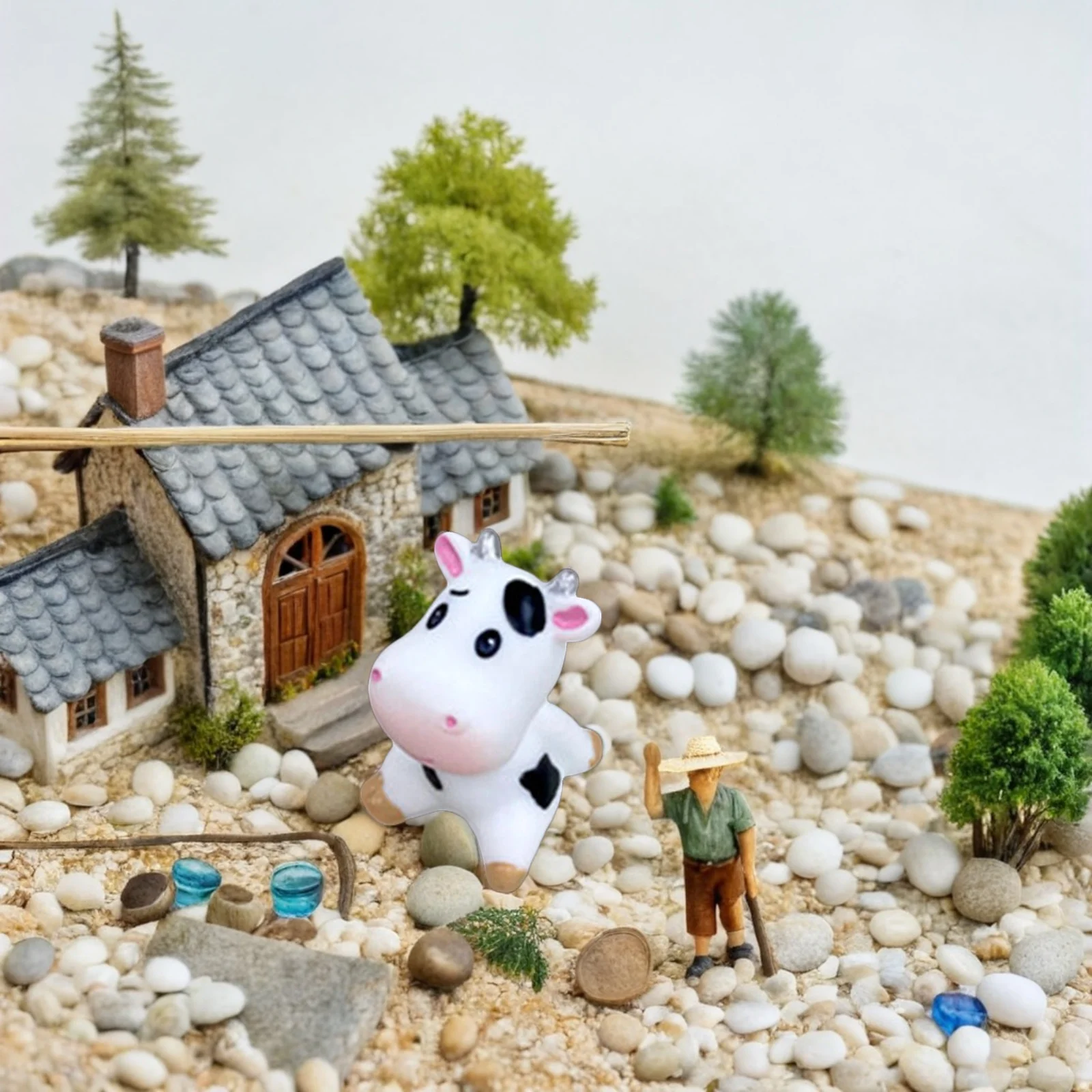 

8Pcs Miniature Cow Figurines Decor Strong Resin Material for Yard Patio Lawn Small Animal Ornaments Cow Figurine