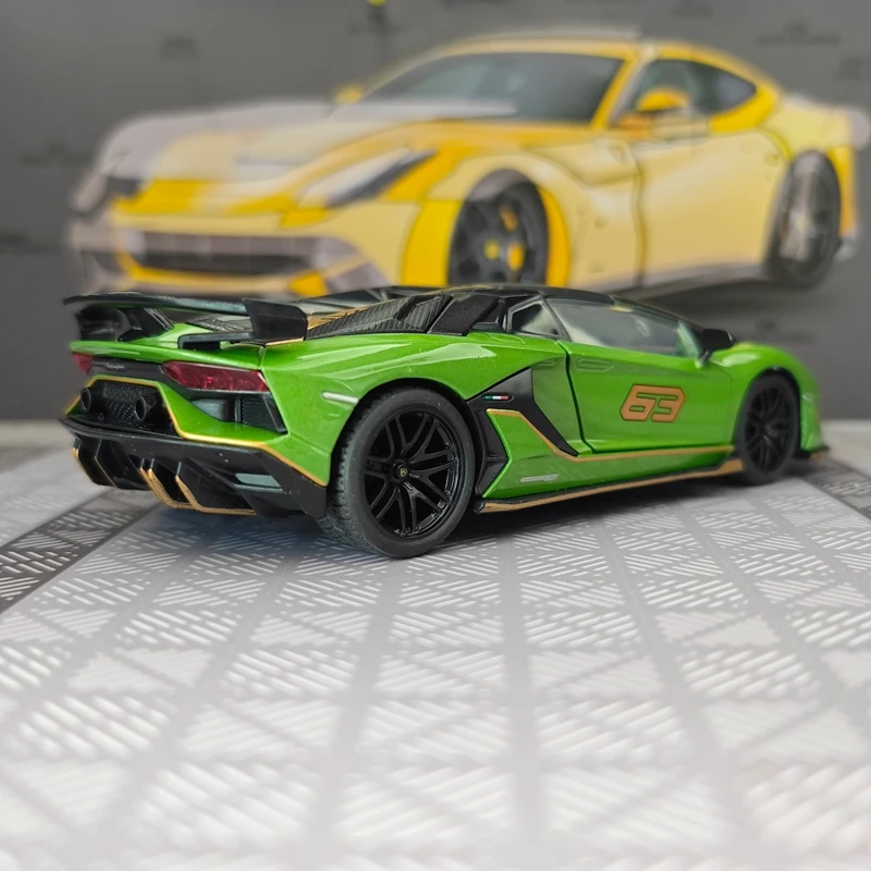 Modelo de coche de aleación Lamborghini SVJ63 a escala 1:32, puertas y capó del motor se pueden abrir, superdeportivo convertible.