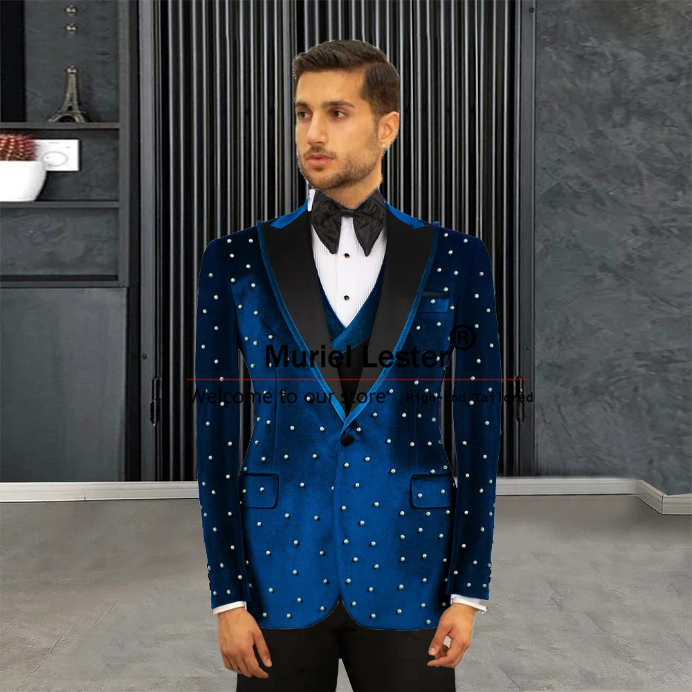 

Luxury Groom Wedding Suits Handmade Pearls Royal Blue Velvet Jacket Vest Pants 3 Pieces Groom Tuxedos Traje De Hombre Elegante