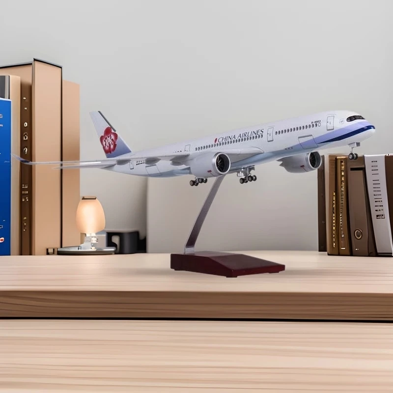 

Airplane Diecast 47cm 1/142 Scale A350 Taiwan China Airline Model Planes Children'S Toys Aircraft Models For Collection Or Gift