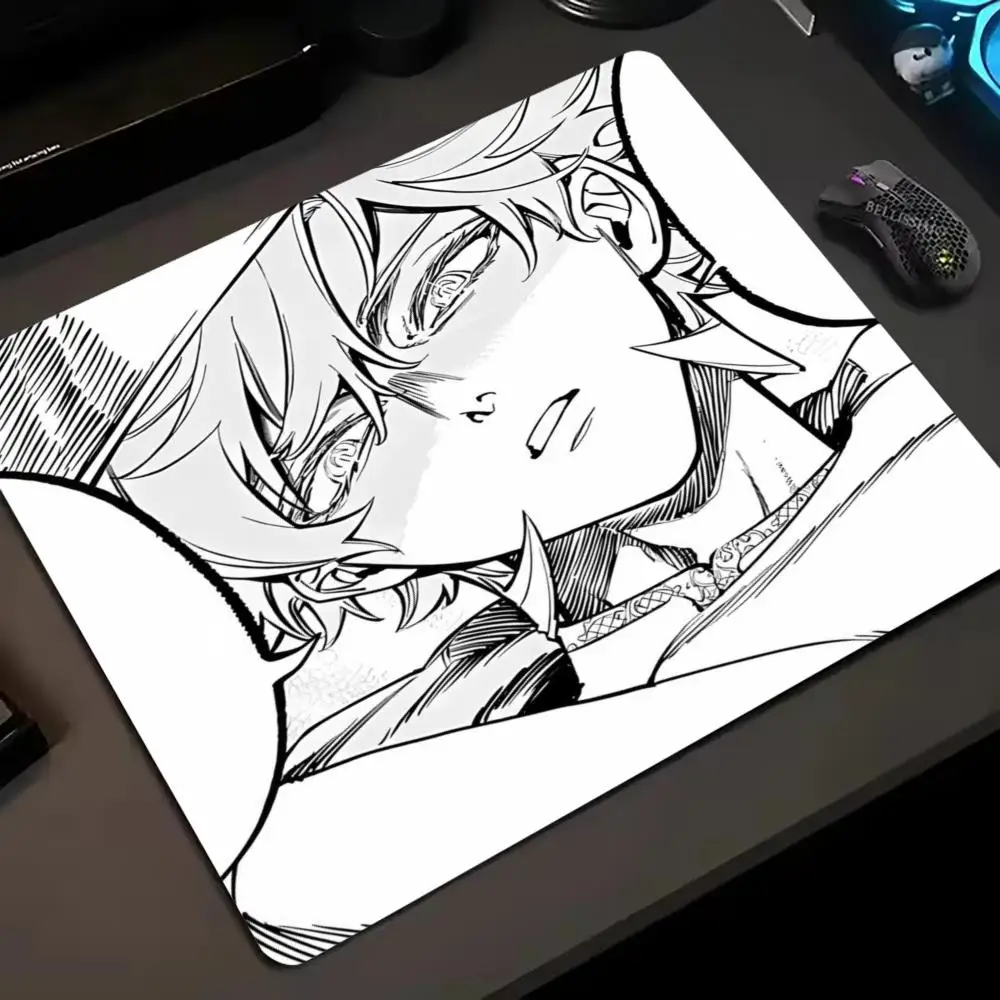 

Grayscale line art Mouse Pad 400x450 Textured Cloth Gaming Mouse Pad - Premium Non-Slip Control Surface for Precision Tracking