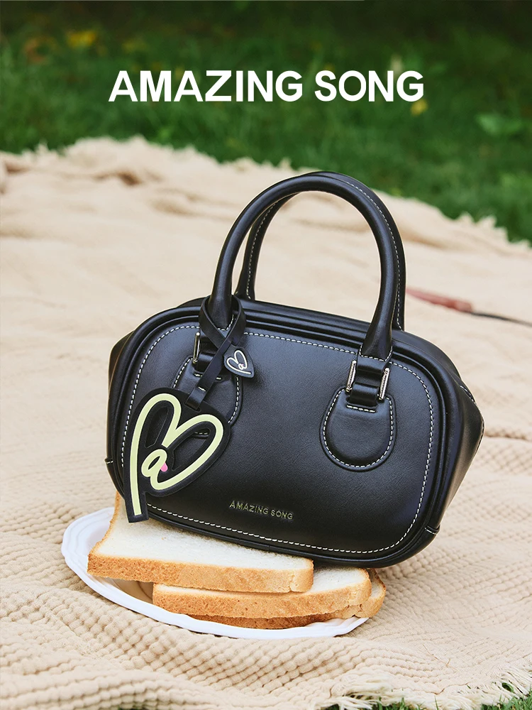 Amazing Song Toast Bag S Handbag