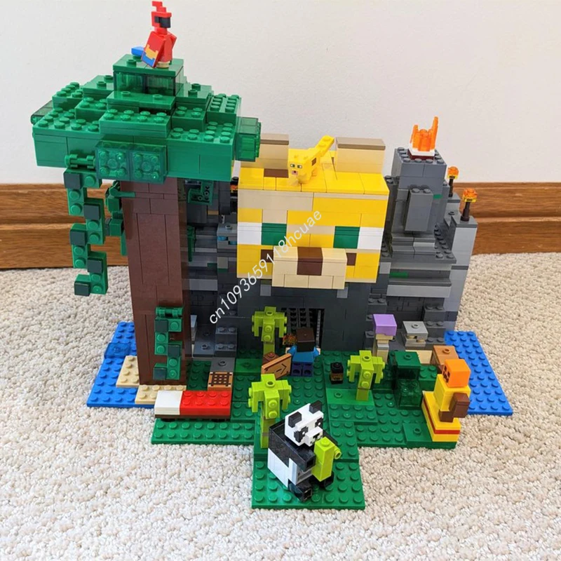 

1165pcs MOC The Ocelot Temple Miniature World Building Blocks creativity Christmas toy Gift teenager Adult collector Children's