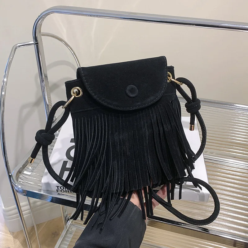 Trendige Leder-Umhängetasche mit Quaste, einfarbig, für Damen, Messenger-Tasche mit Fransen-Design und verstellbarem Riemen, Alltags-Umhängetasche – Detail 21
