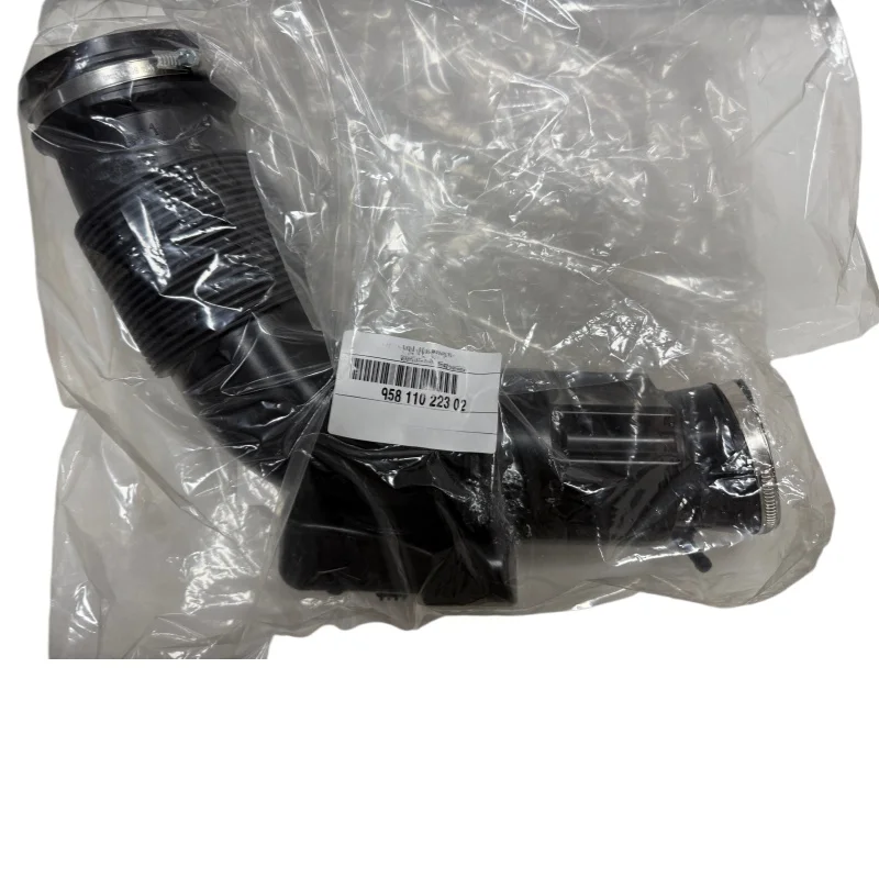 Engine Air Intake Hose 06E129629R 06E 129 629 R 7P0129684A 95811022302 For Audi Q7 Porsche Cayenne 3.0T V6 2011 2012 2013-2016