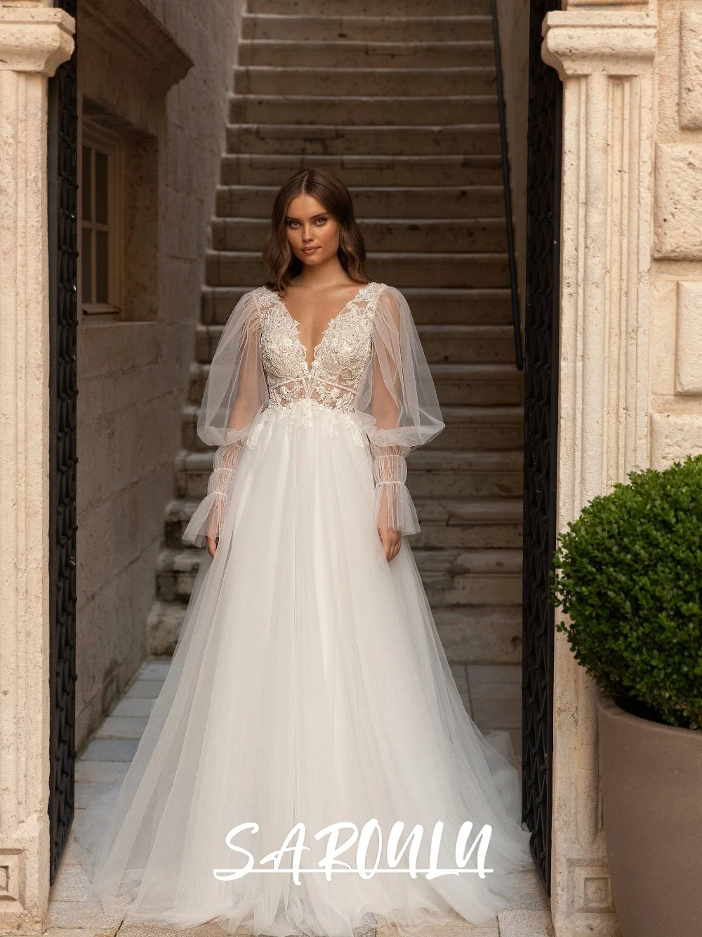 SAROULU Open Back Sexy Deep V Neck Wedding Dress Ethereal A Line Appliques Customized Graceful Long Sleeved Bridal Gown