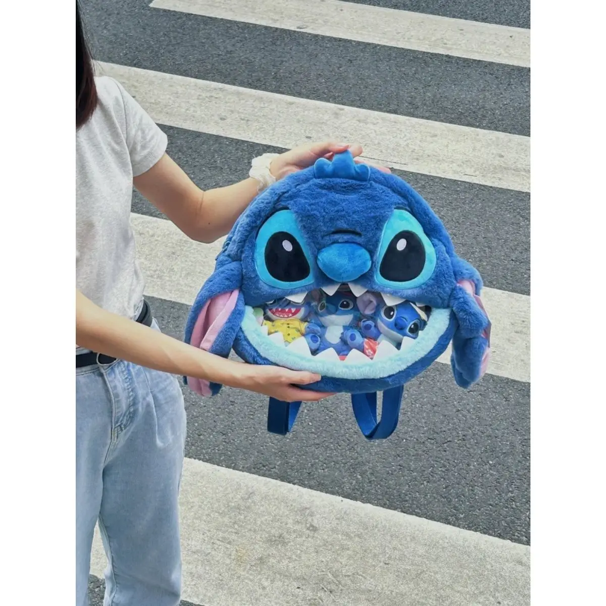 ステッチぬいぐるみリュックサック、バッジやピン用の大きな透明窓付き、日本のJKスタイル、女子学生・大学生向けデイパック