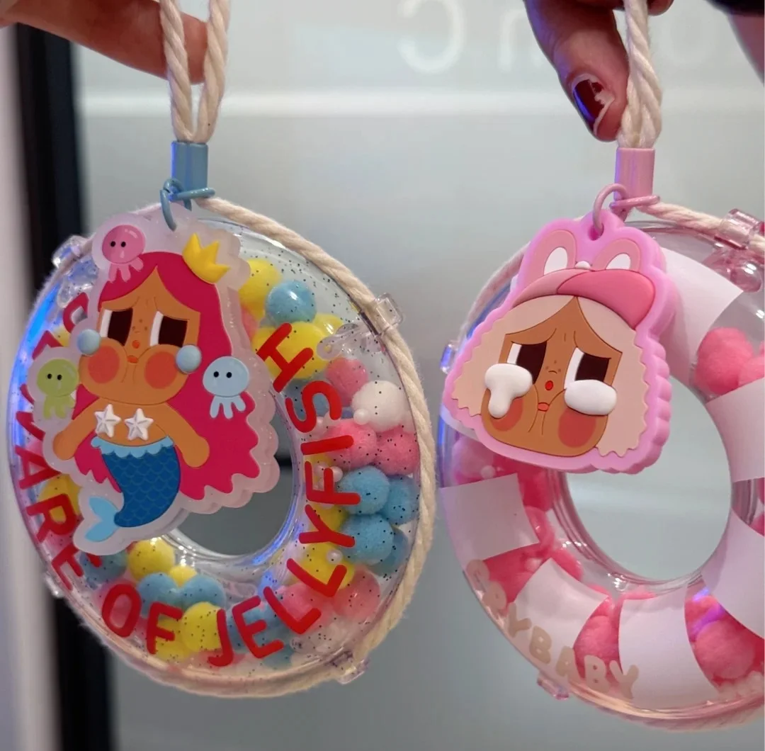 

Оригинальный POP MART CRYBABY режим отпуска на серии, круг для плавания, загадочная коробка, слепая коробка, подвеска, украшение, подарки-сюрпризы, игрушки