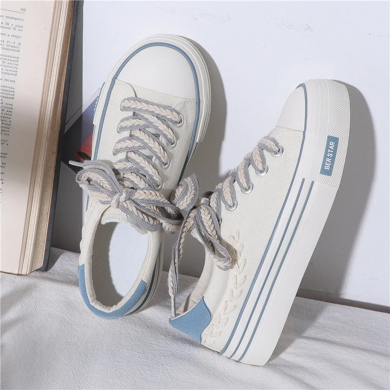 Thick Soled Canvas Shoes for Women's Autumn Hong Kong Fashion Style Versatile Small White Shoes