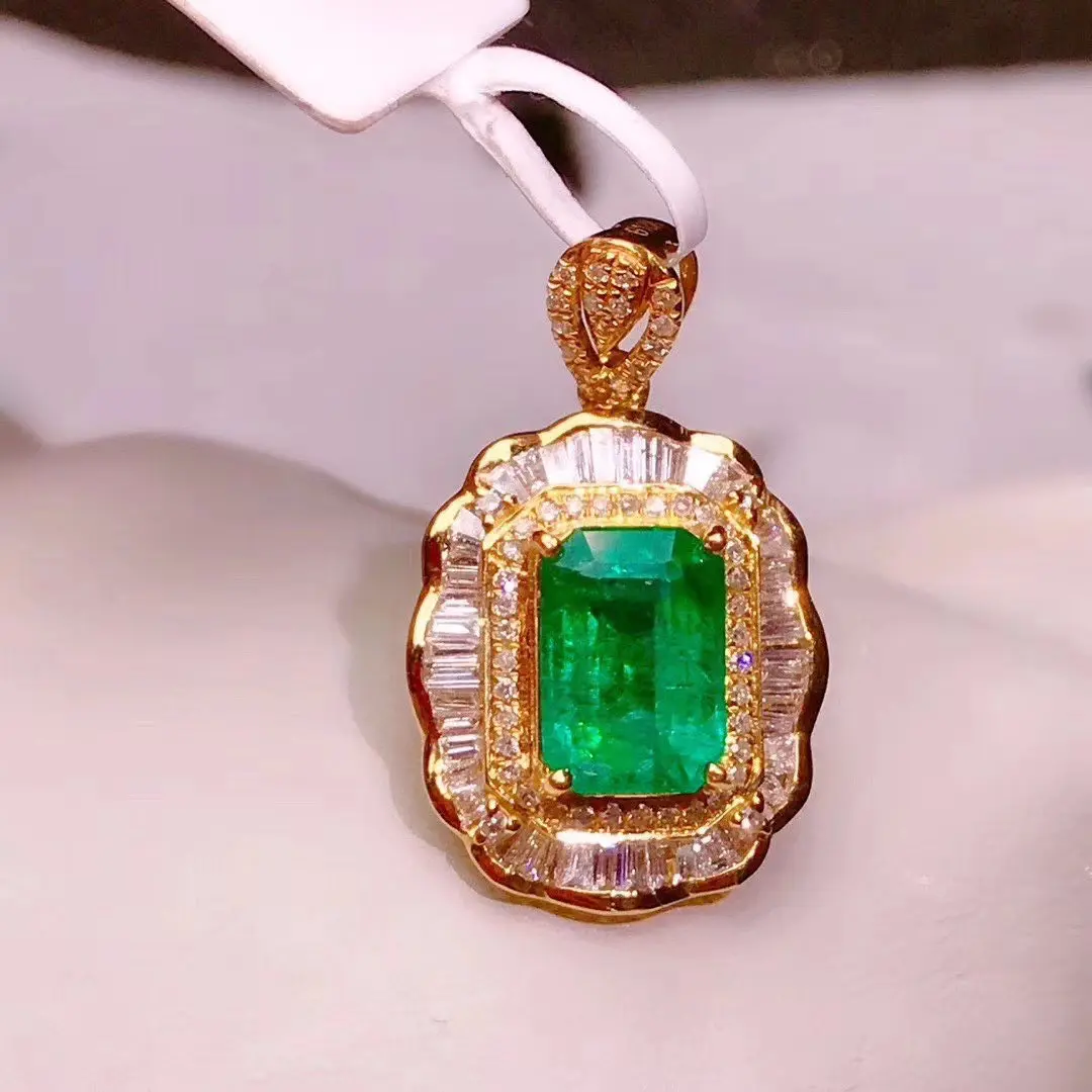 Light Luxury Gorgeous 4mm * 6mm Natural Emerald Pendant 925 Silver 925 Silver Plated with Gold Fashion Jewelry Gift for Woman