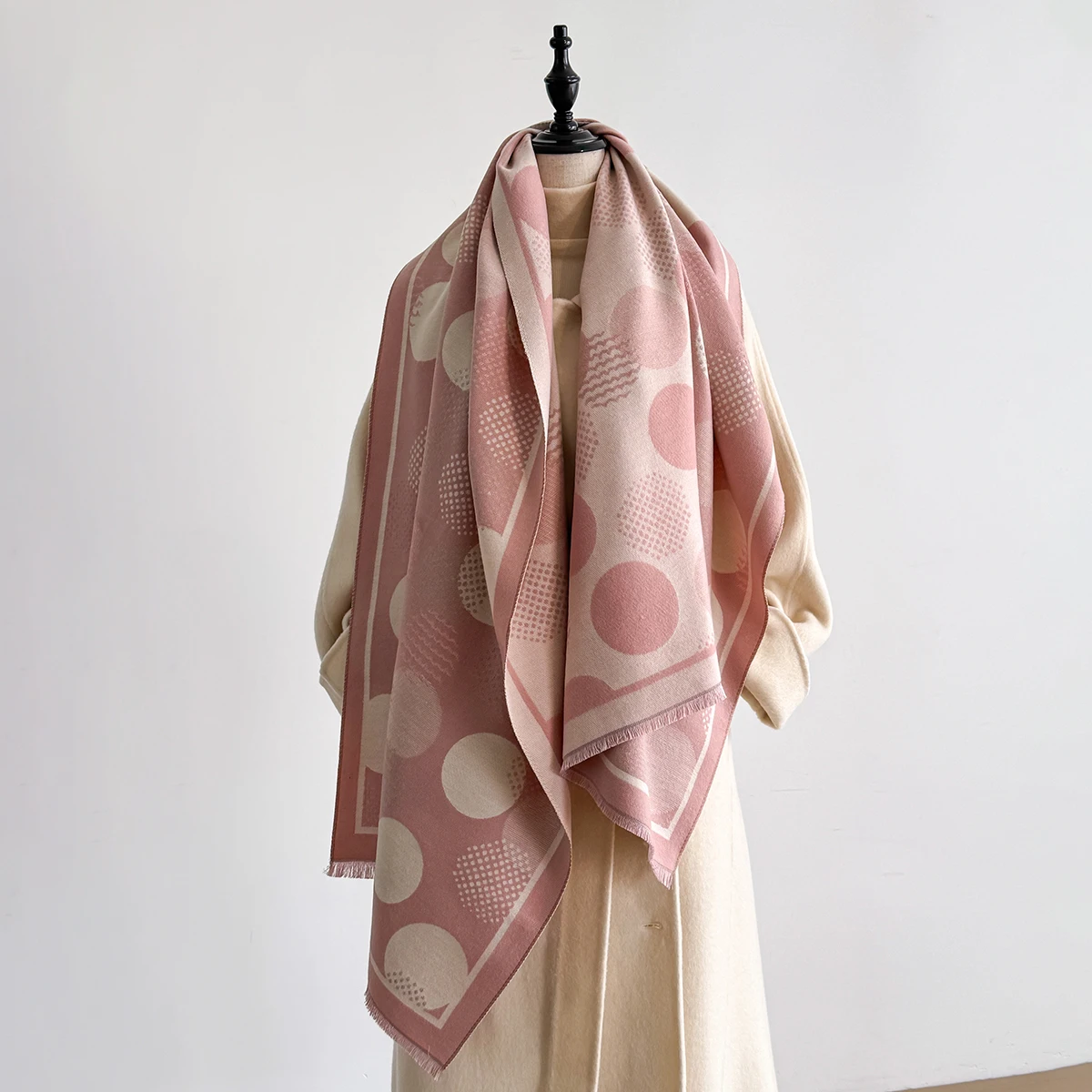 

Fashion Women's Faux Cashmere Winter Scarf Vintage Printed Tasseled Shawl Warm Wrap Elegant Accessory Perfect For Winter