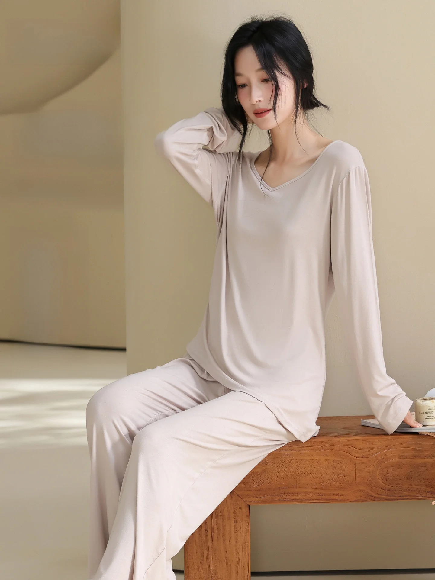 Ultra-Soft Modal Sleepwear V-Neck Design Women's Home Clothes Trendy Long Sleeve Loungewear Comfortable Home Fashion