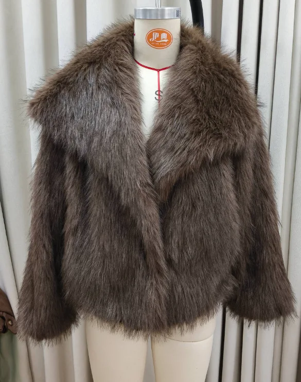 Women Fashion Faux Fur Solid Lapel Warm Jacket Chic Long Sleeve Cropped Street Coat 2024 New Winter Female Thick Brown Outerwear