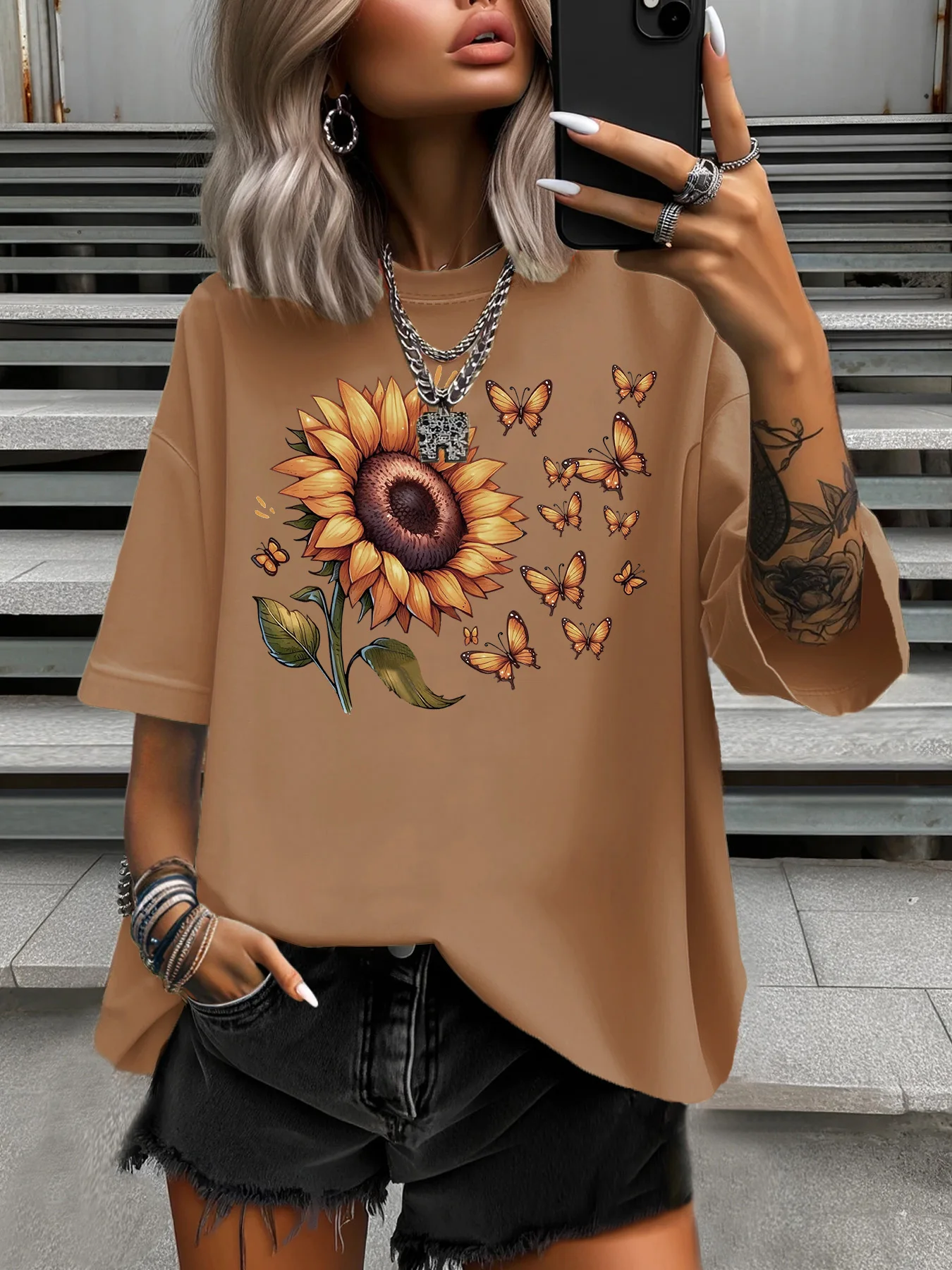 

Summer Women's Plus Size T-Shirt Original Design Yellow Butterfly Flower Printed Women's Casual Soft Crew Neck Short Sleeved Top