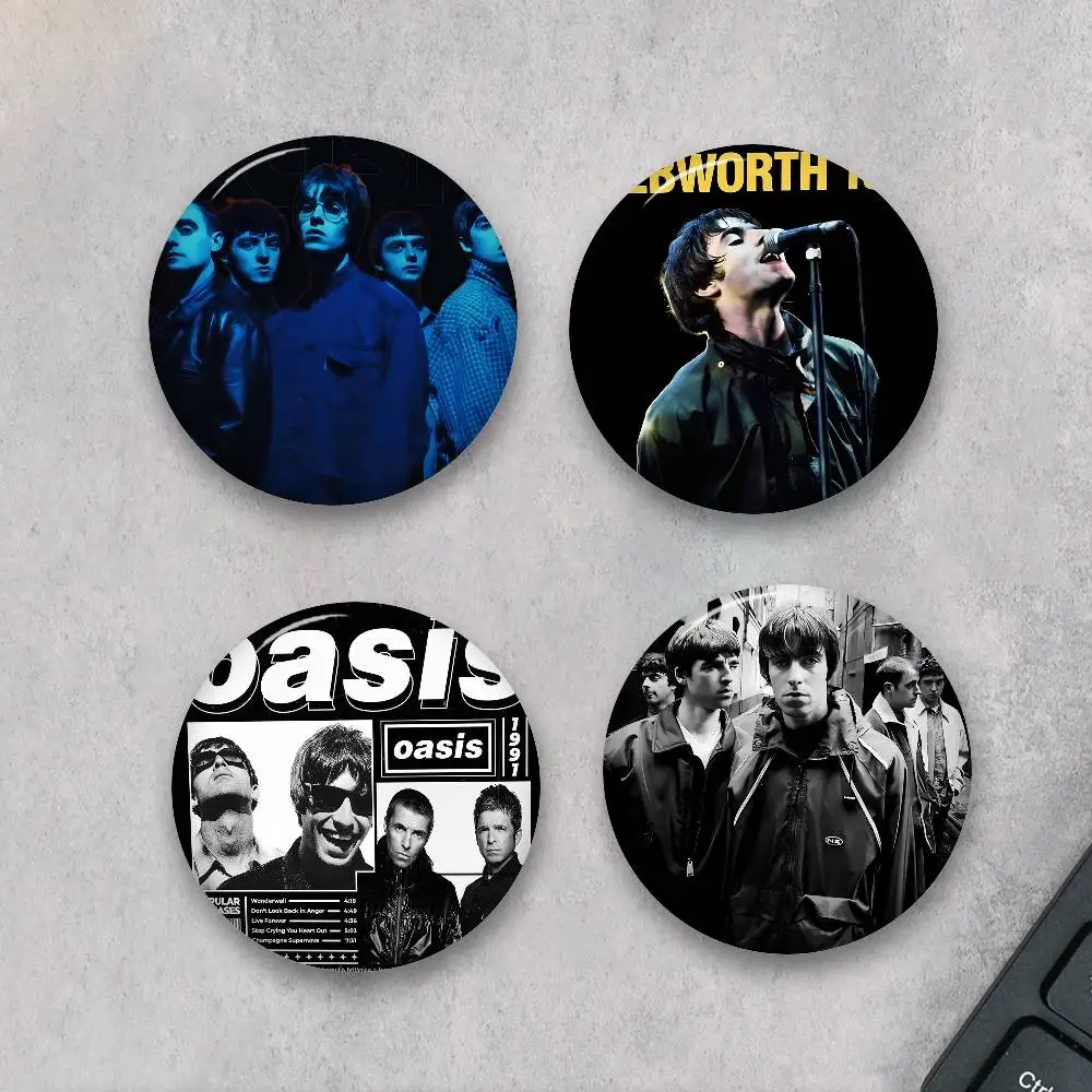 O-Oasis Band Creator Tinplate Pin Button Custom Anime Role Old-school Brooch Cartoon Collar Badge Jewelry Gift Fans
