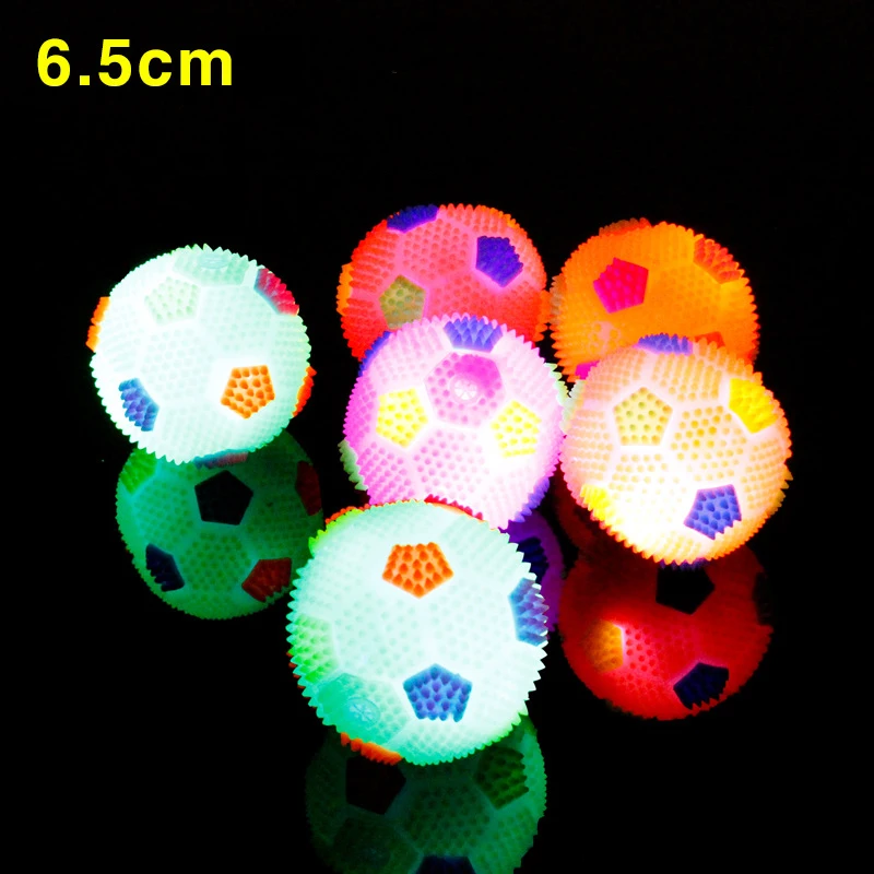 Pelota de masaje elástica con Flash para niños, juguete divertido y creativo con sonido emisor de luz, pelota de fútbol de simulación, pelota de masaje