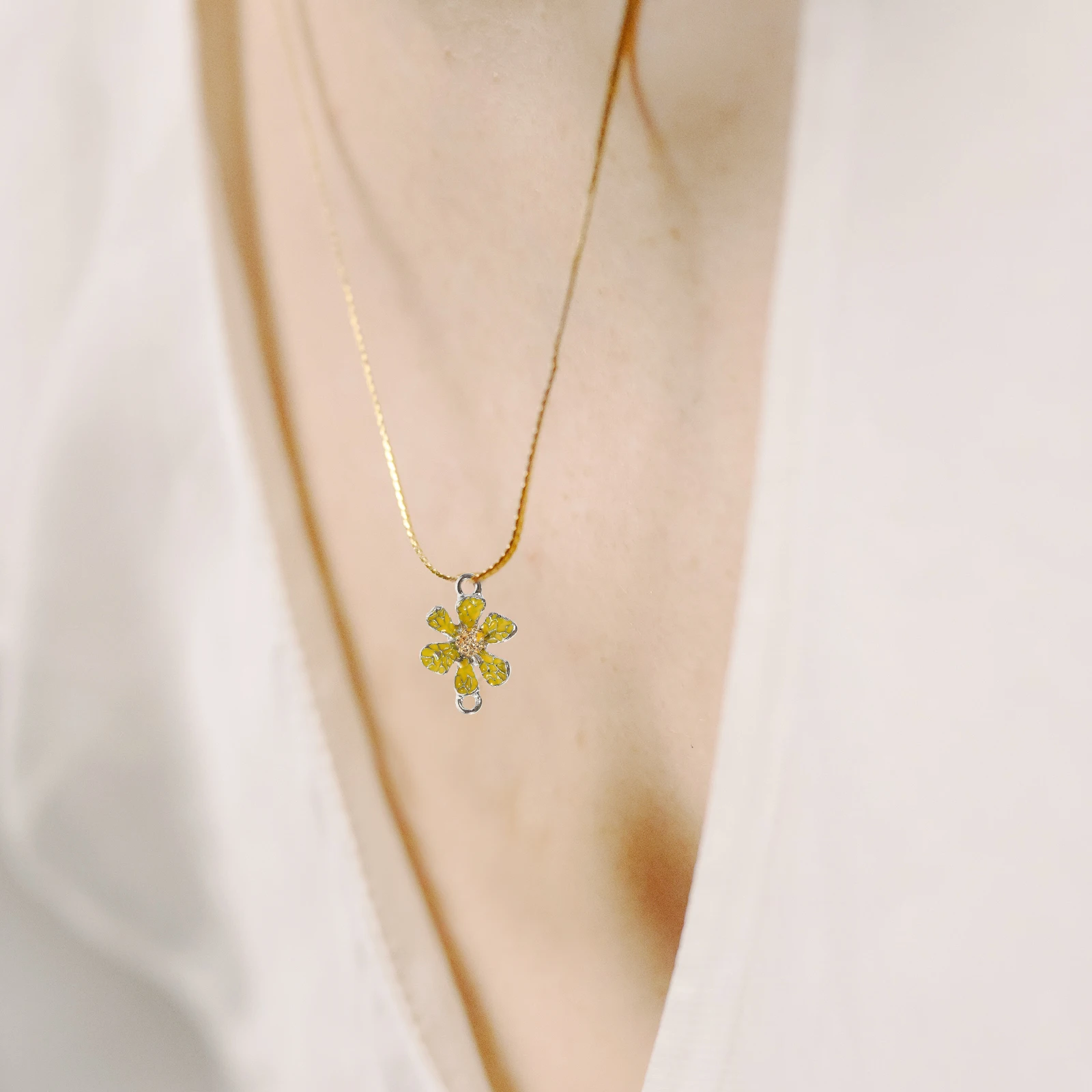 

30 Pcs Alloy Flower Charms Vintage DIY Bracelet Pendants Necklace Decorative Connector Jewelry Keychains Accessories