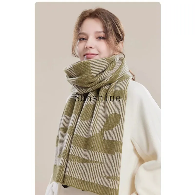 

Pure wool scarf versatile retro thickened warm letter shawl scarf gift box