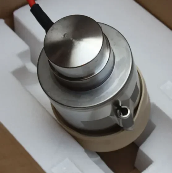 C16AC3/C16AD1- 15T 20T 30T コラム型ロードセル キャニスター重量計量センサー