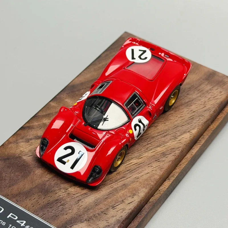 DMH Diecast 1/64 Schaal Ferrari 330P4 Racewagen Model Hars Ferrari 330P4 Speelgoed Voertuigen Model Statische Collectie Ornament