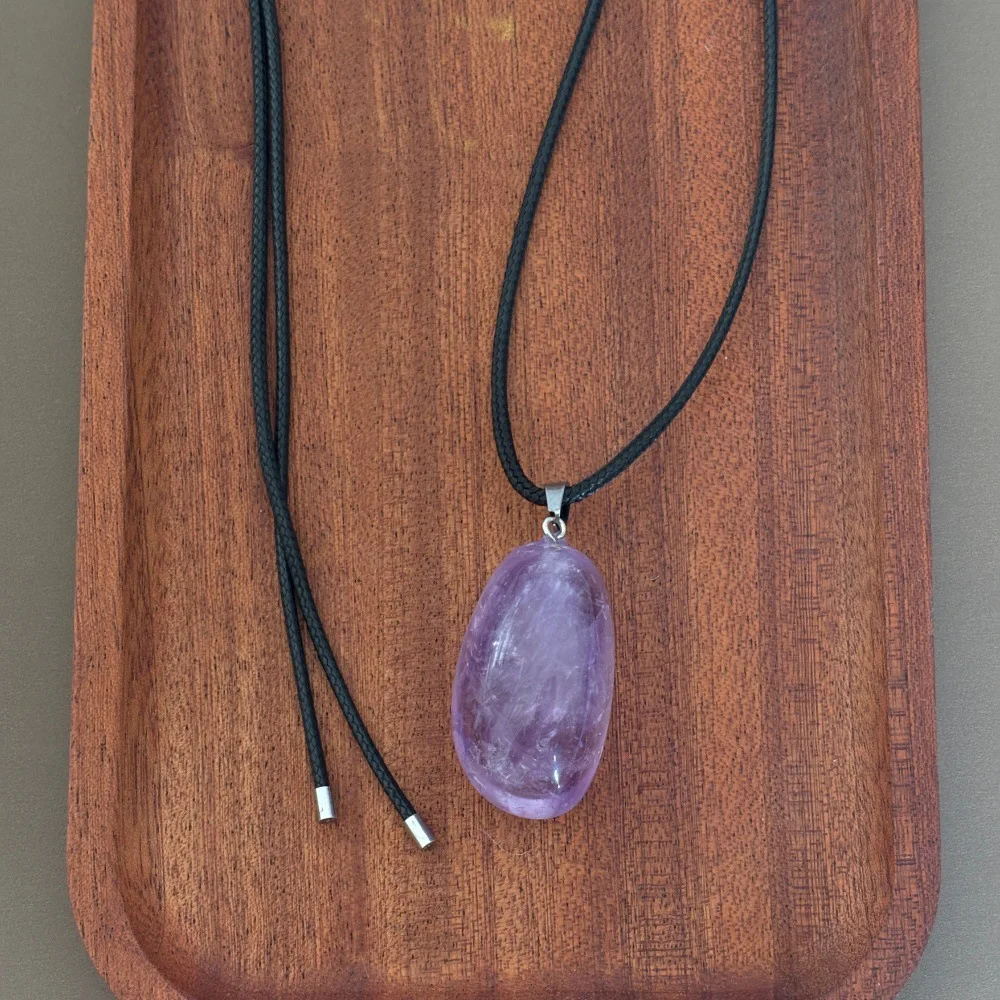 قلادات طويلة من حجر الكريستال الأرجواني الجمشت للنساء قلادات سترة شتوية مجوهرات حجرية غير منتظمة جديدة في عام 2026 #6