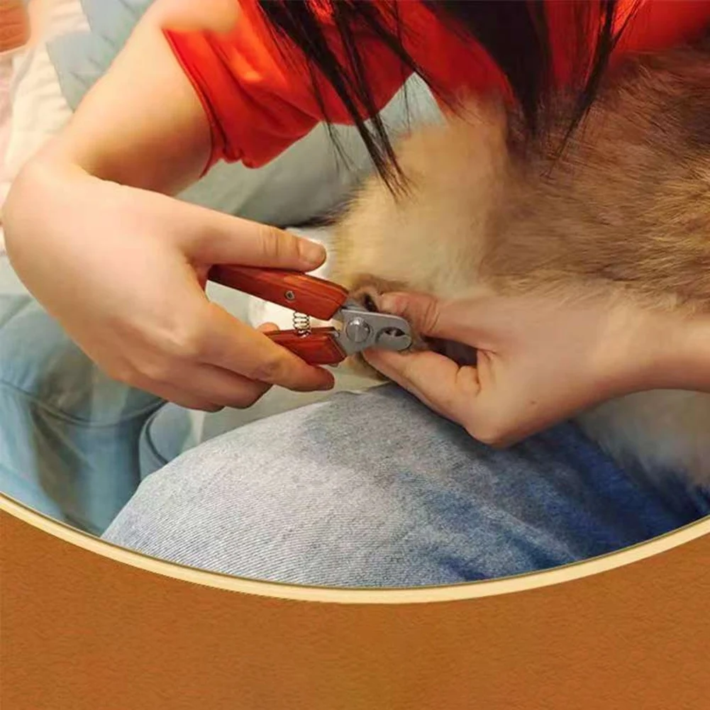 GYTB-Wooden Handle Heavy Duty Dog Nail Clipper And Trimmer In Full Length Hardened Steel