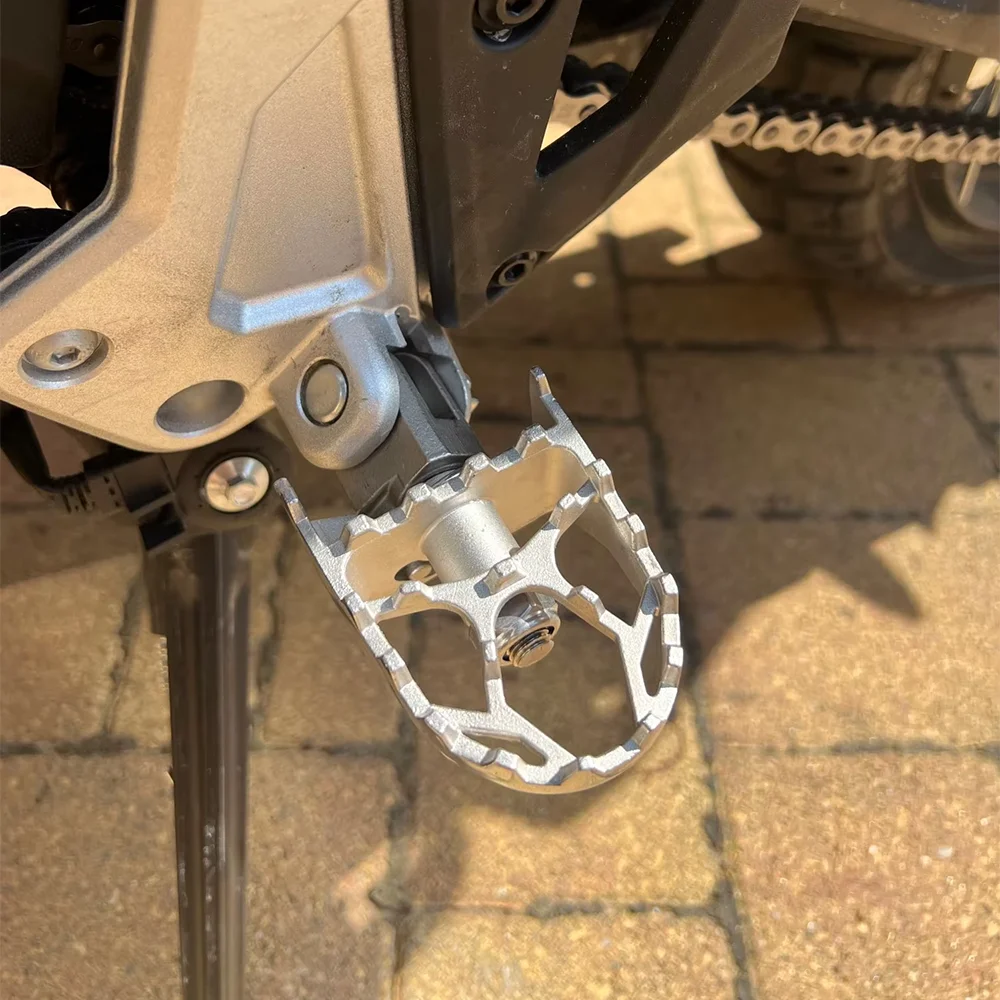 ل CFMOTO CF MOTO 450MT MT450 MT 450 MT CF450MT اكسسوارات تدوير مسند القدم أوتاد القدم الدواسات مساند القدم أجزاء